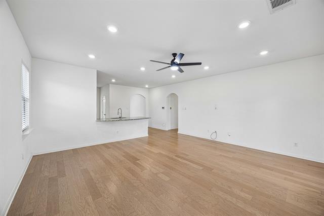 Building Photo - 1613 Weathervane Way