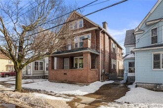 Building Photo - 109 Spaulding St