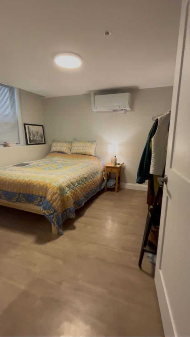 Building Photo - Renovated ground level