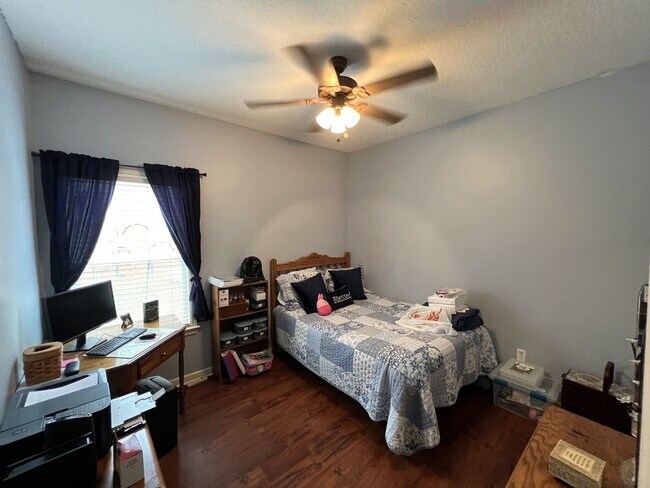 Building Photo - Valley Chase Subdivision!