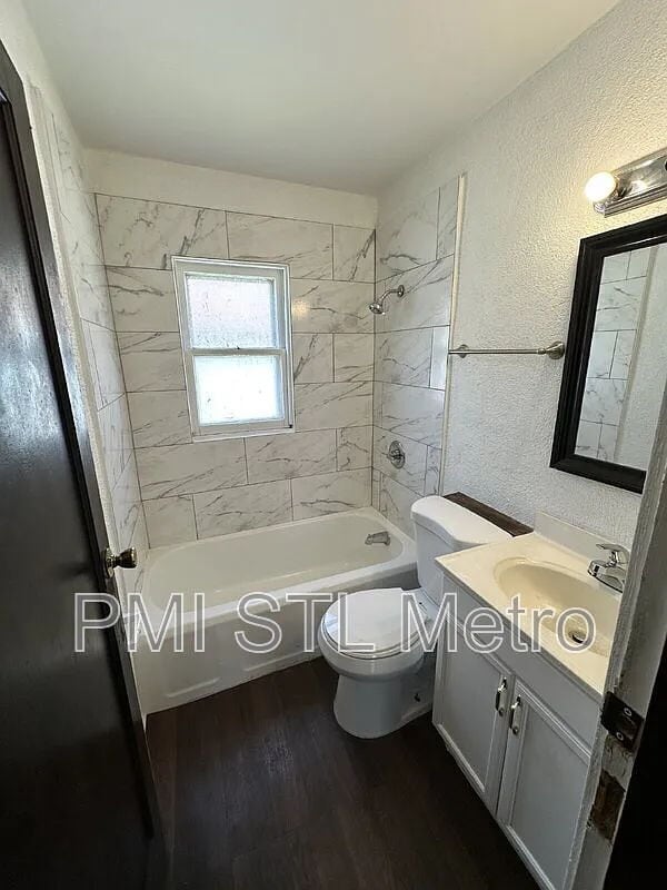 Building Photo - 7117 Garesche Ave