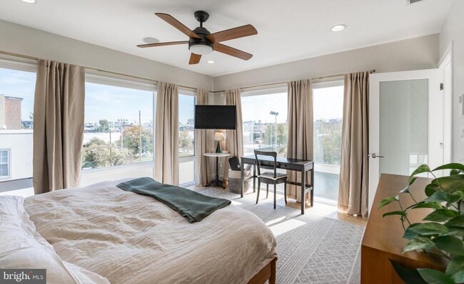 Building Photo - 1500 N Hancock St