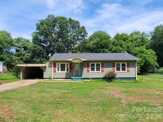 Building Photo - 135 Oak Grove Rd