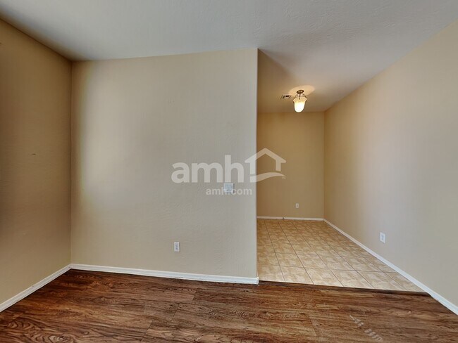 Building Photo - 14906 N 174th Ln