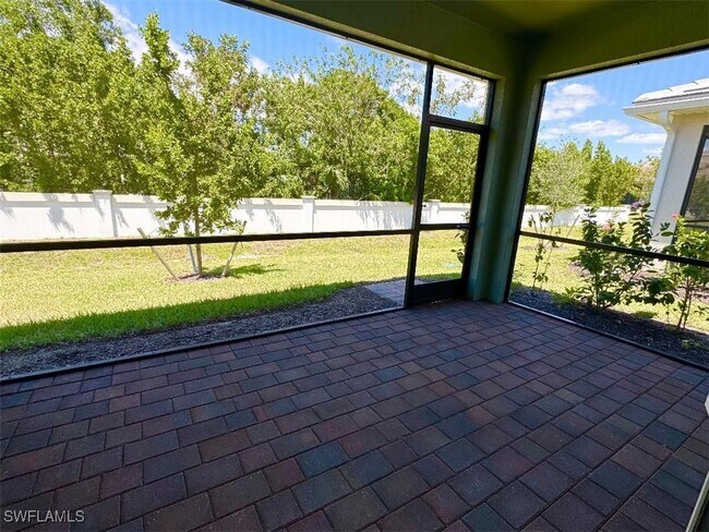 Building Photo - 926 Enbrook Lp