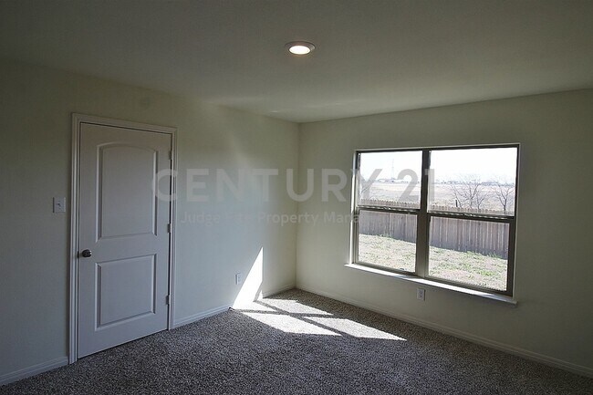 Building Photo - Charming 3/2/2 in Venus For Rent!