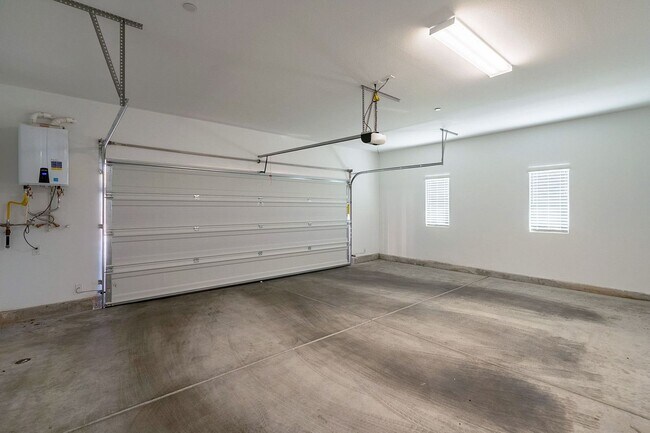 Building Photo - 845 Pantara Pl
