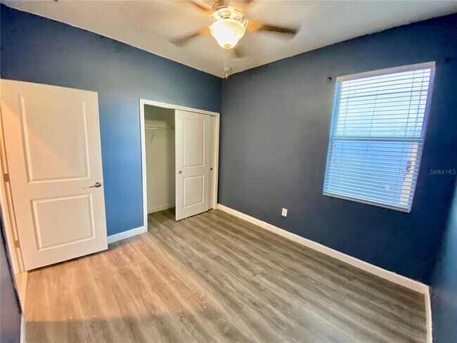 Building Photo - 10143 Newminster Loop