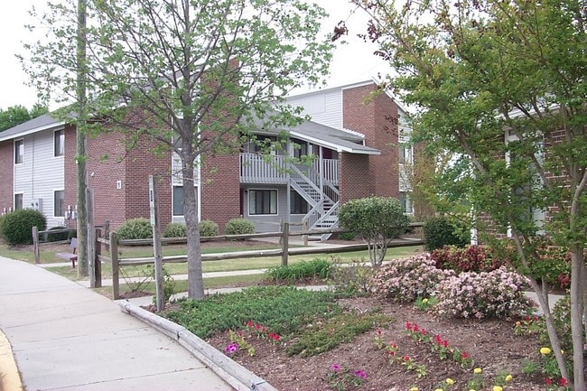 Primary Photo - Holly Ridge