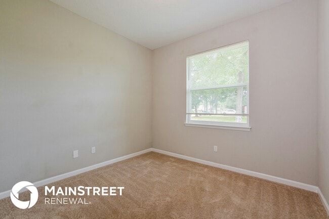 Building Photo - 1499 West Pkwy