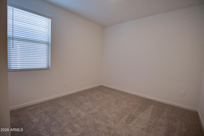 Building Photo - 41655 W Sonoran Trail