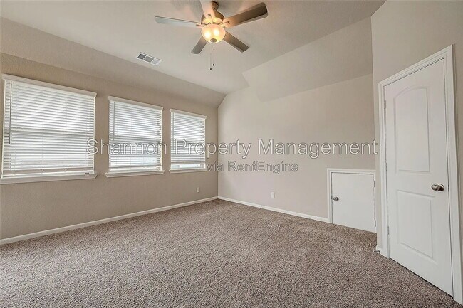 Building Photo - 2559 Terrace Point Dr