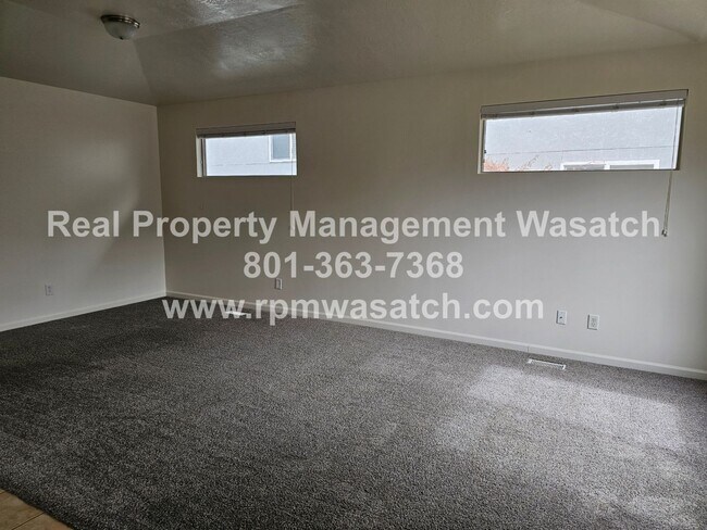 Building Photo - Come Check Out This Newly Updated 5 Bedroom 3 bathroom Home in South Jordan!