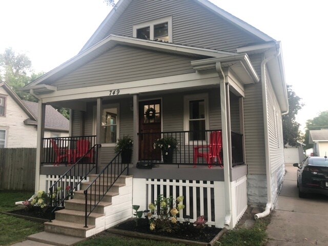 Building Photo - 749 New Hampshire St