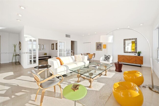 Building Photo - 4925 Collins Ave