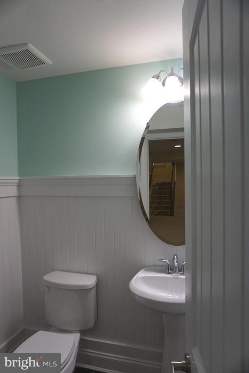 Building Photo - 31611 Exeter Way