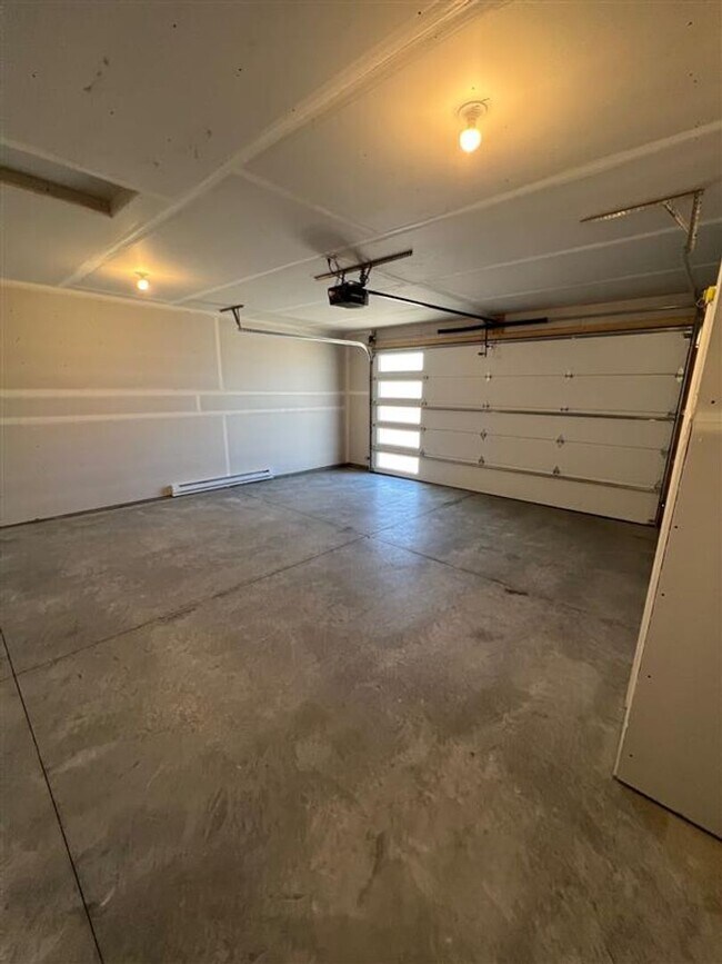 Building Photo - 2903 Eagle Butte tr