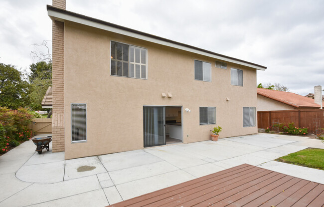 Building Photo - Fantastic 4 Bedroom home in La Costa!