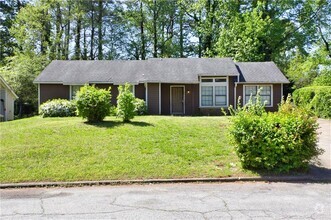 Building Photo - 2414 Leslie Brook Dr