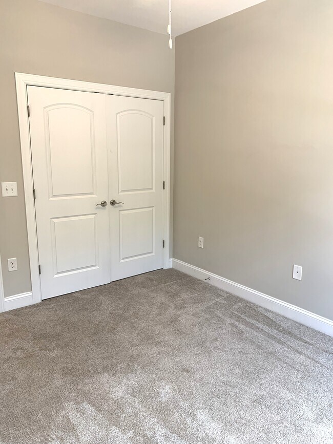 Building Photo - 1479 Lanterns Rest Rd