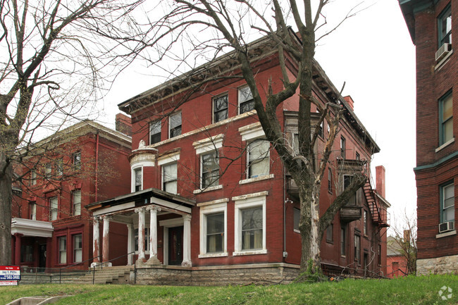 Primary Photo - 1435 S 4th St