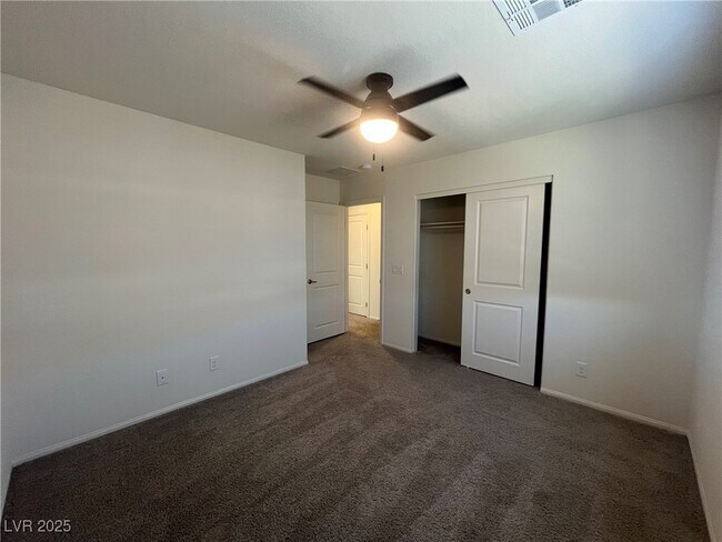 Building Photo - 89 Palm Pk Ct