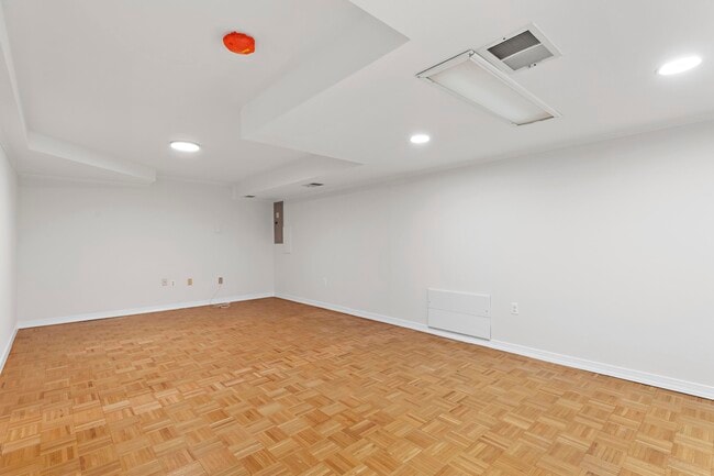 Building Photo - 119 Panorama Dr
