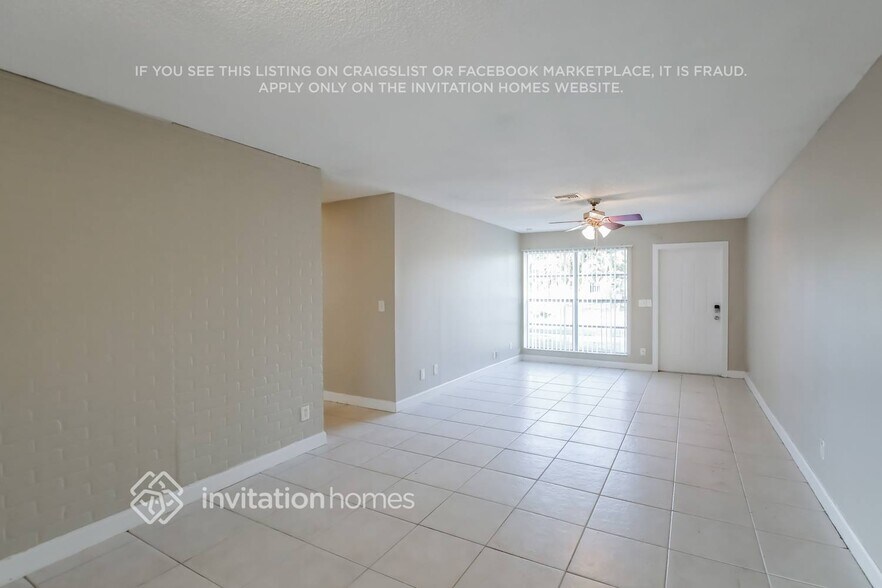 Building Photo - 6630 NW 24th Ct