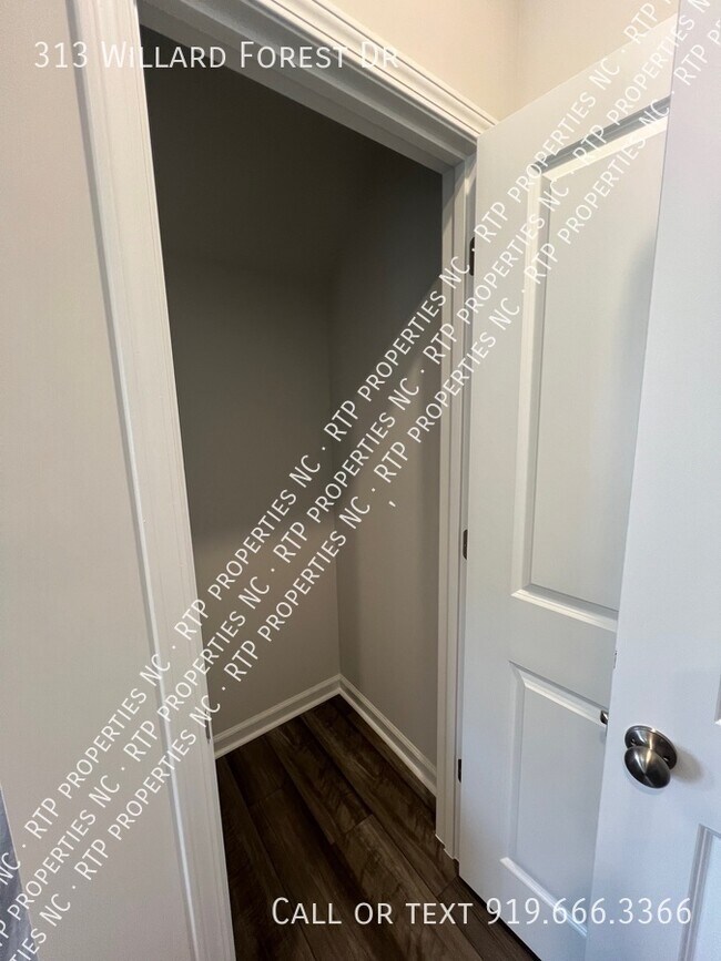 Building Photo - 313 Willard Forest Dr, Wendell, NC 27591