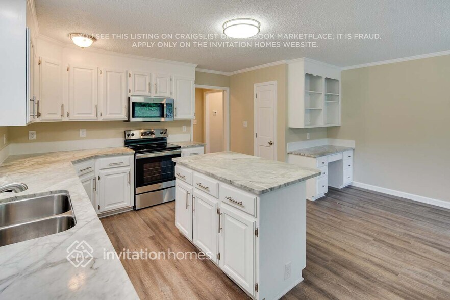 Building Photo - 6541 Dougherty Dr