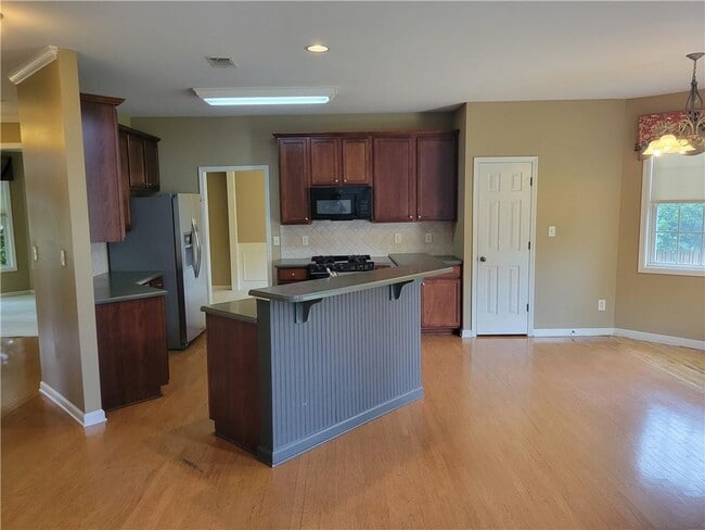 Building Photo - 3605 Mystic Dr