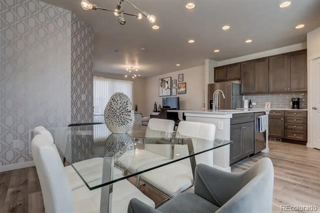 Building Photo - 6039 Abbey Hill Ln