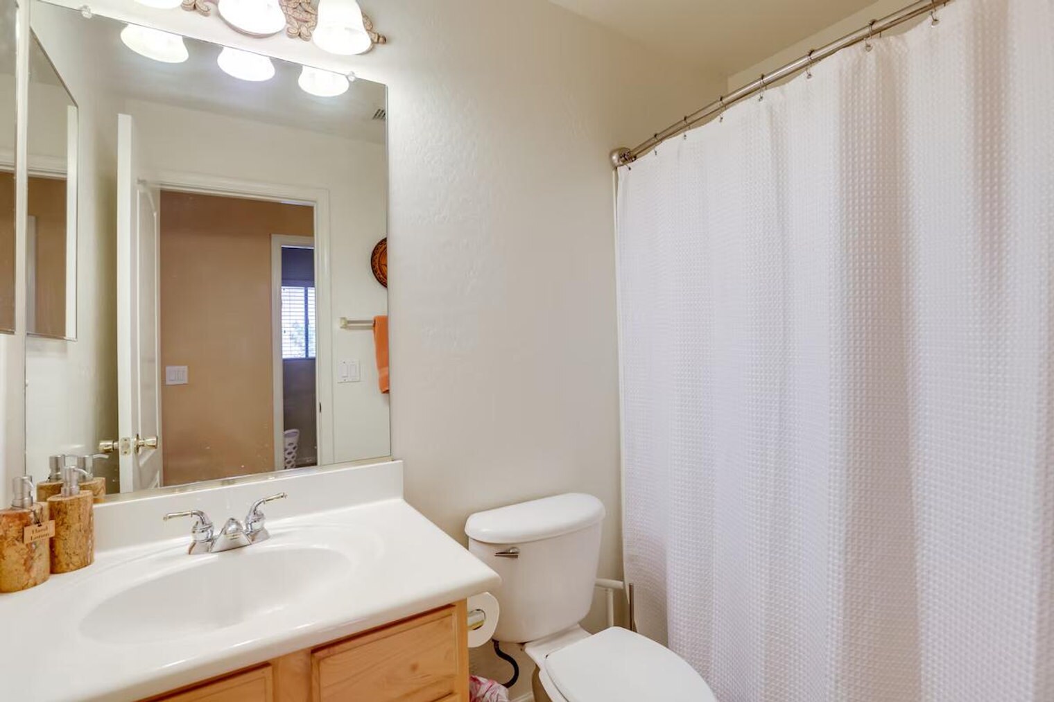 Building Photo - 16352 W Roosevelt St