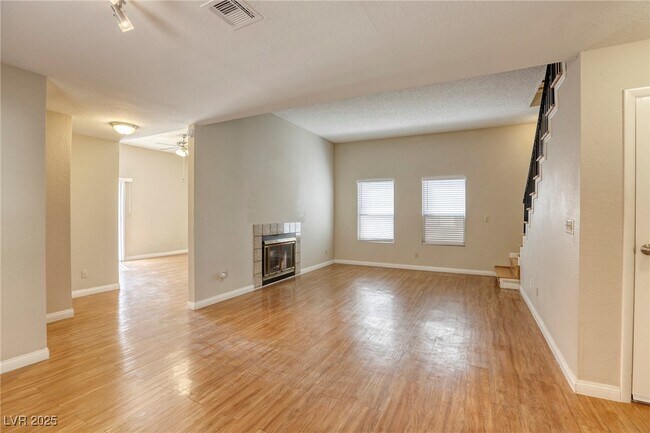 Building Photo - 3922 Gulliver St