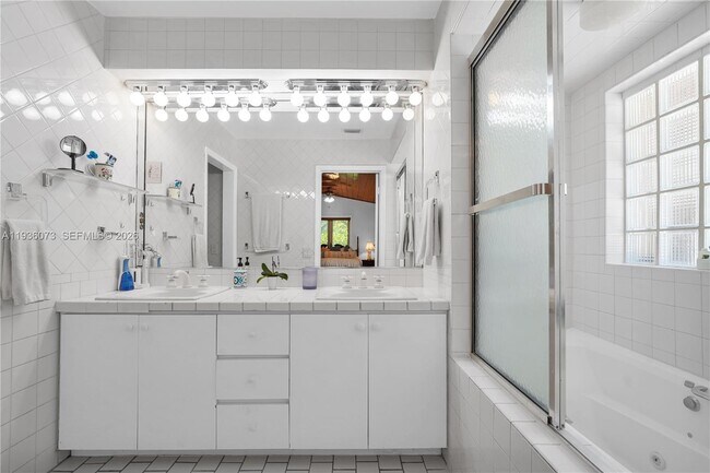 Building Photo - 6551 SW 126th St