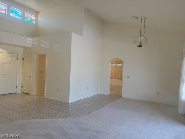 Building Photo - 8900 Kingsmill Dr