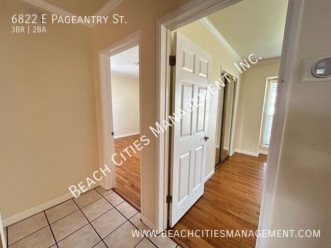 Building Photo - 6822 E Pageantry St