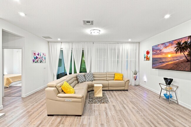 Building Photo - 11639 SW Viridian Blvd