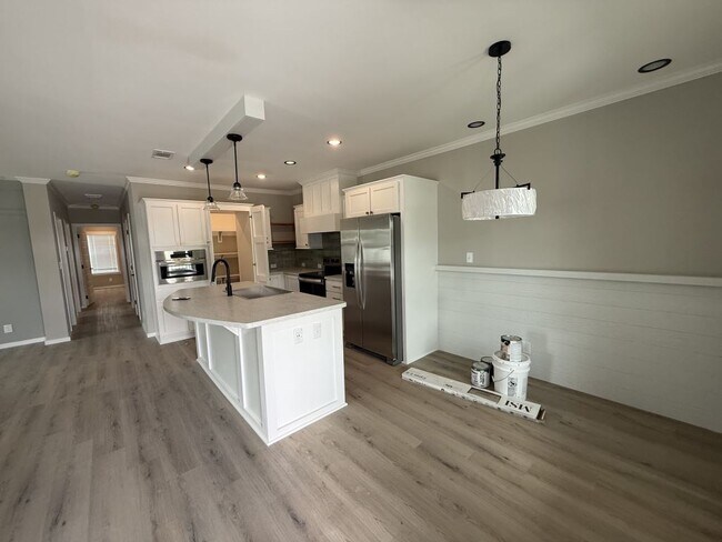 Building Photo - 1659 Voyager Dr