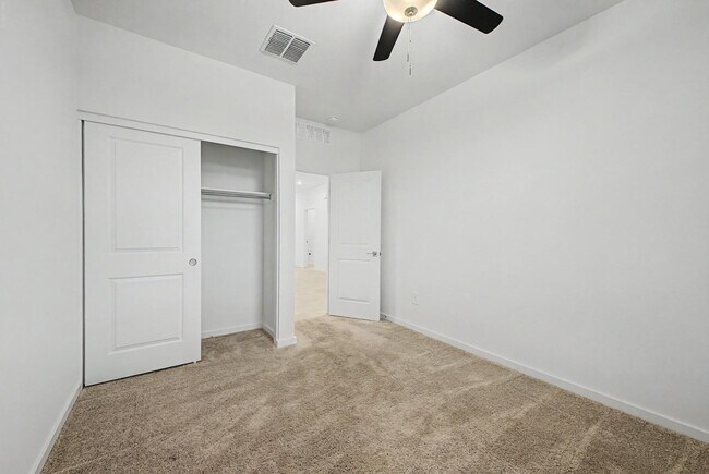 Building Photo - 35455 W Cartegna Ln