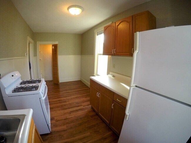 Building Photo - 95 Belgrade Ave