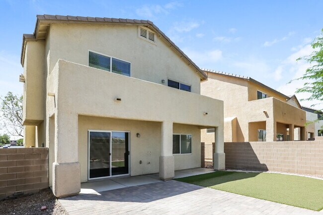 Building Photo - 9124 Black Elk Ave