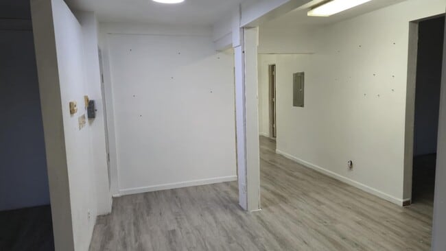 Building Photo - 1204 Washington St