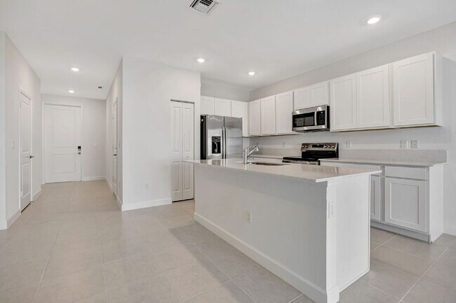Building Photo - Modern Townhome @ Veranda Landing