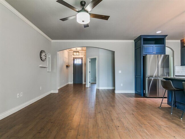 Building Photo - 1745 Cowboy Ln