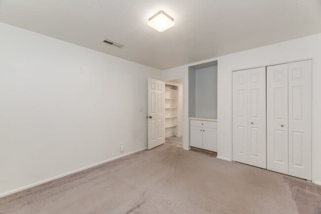 Building Photo - Updated Condo In Excellent Location, First...