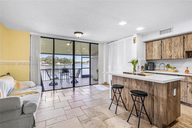 Building Photo - 1424 NW 113th Way