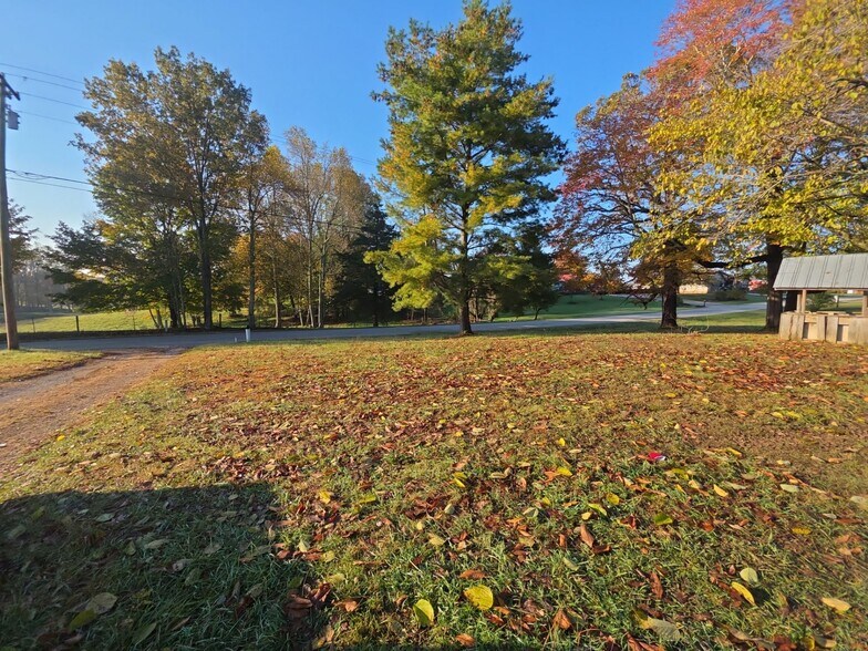 Building Photo - 4635 Cumby Rd