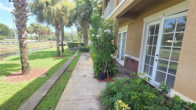 Building Photo - 4605 SW 75th Way
