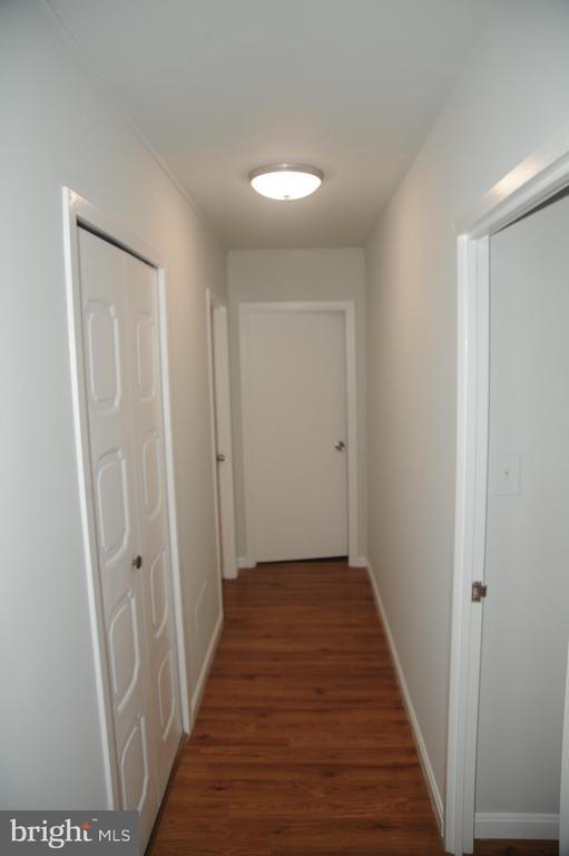 Building Photo - 5225 Pooks Hill Rd